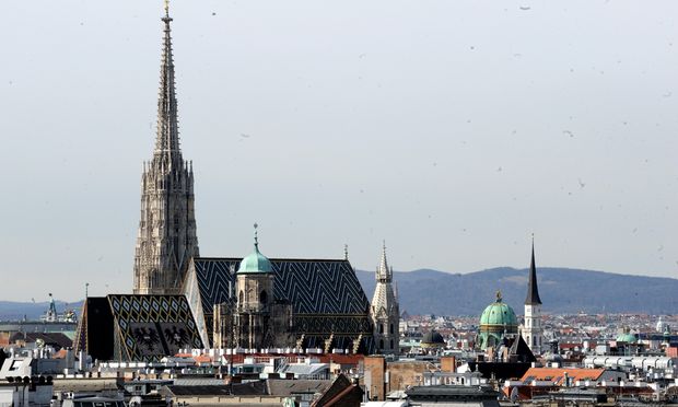 Steinrestaurierung: Im Kampf gegen Wasser, Frost, Hitze